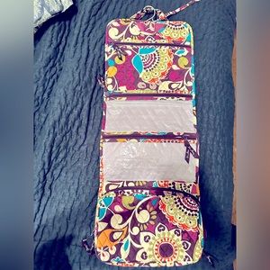 Vera Bradley hanging organizer